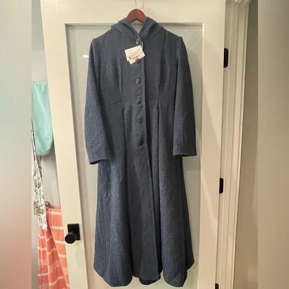 Linennaive My Fair Lady 26 Hooded Wool Coat size medium in Starry Blue NWT - Picture 4 of 8